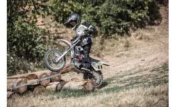 Od akého veku sa môže dieťa prepravovať na motorke. Právo a iné otázky